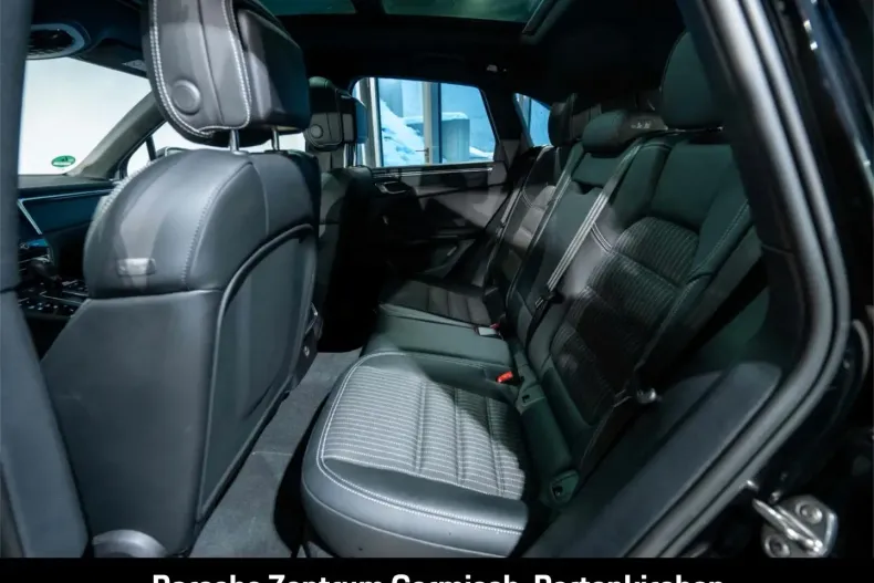 Porsche Macan din 2024 cu 13.700 km - oferta POR187543 - foto 11