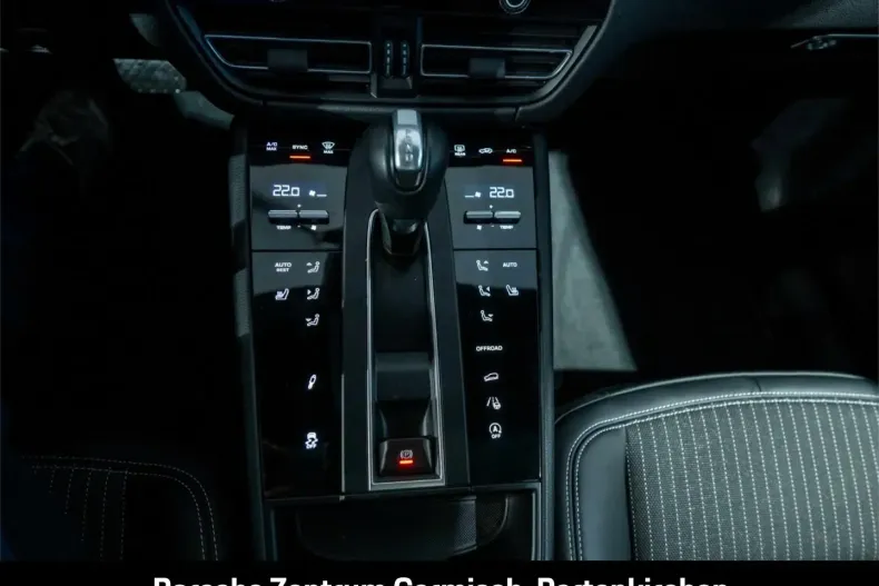 Porsche Macan din 2024 cu 13.700 km - oferta POR187543 - foto 25