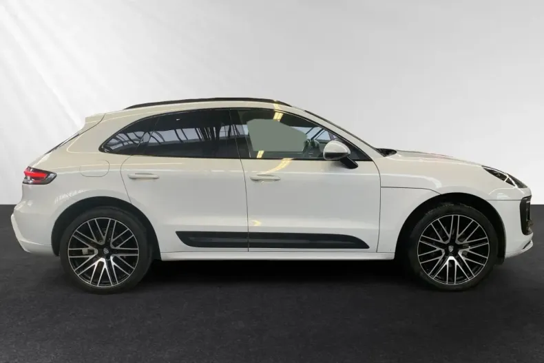 Porsche Macan din 2024 cu 15.400 km - oferta POR187544 - foto 3