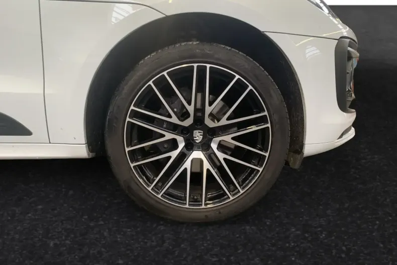 Porsche Macan din 2024 cu 15.400 km - oferta POR187544 - foto 5