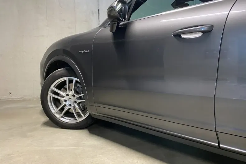 Porsche Cayenne din 2023 cu 55.900 km - oferta POR187545 - foto 7