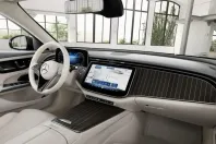 Mercedes-Benz E 400 (Clasa E) din 2024 cu 13.869 km - oferta MER187547 - foto 8