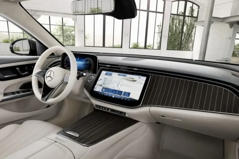 Mercedes-Benz E 400 (Clasa E) din 2024 cu 13.869 km - oferta MER187547 - foto 8