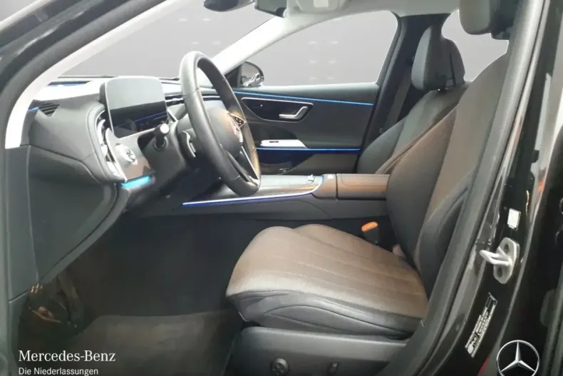 Mercedes-Benz E 300 (Clasa E) din 2024 cu 7.782 km - oferta MER187548 - foto 8