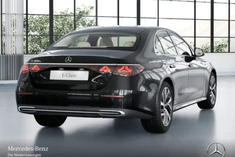 Mercedes-Benz E 300 (Clasa E) din 2024 cu 16.451 km - oferta MER187549 - foto 3
