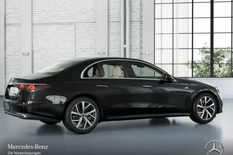 Mercedes-Benz E 300 (Clasa E) din 2024 cu 16.451 km - oferta MER187549 - foto 14