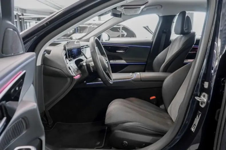 Mercedes-Benz E 300 (Clasa E) din 2024 cu 16.900 km - oferta MER187550 - foto 6