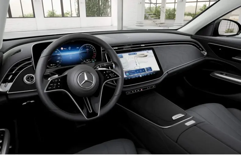 Mercedes-Benz E 300 (Clasa E) din 2024 cu 12.084 km - oferta MER187552 - foto 9