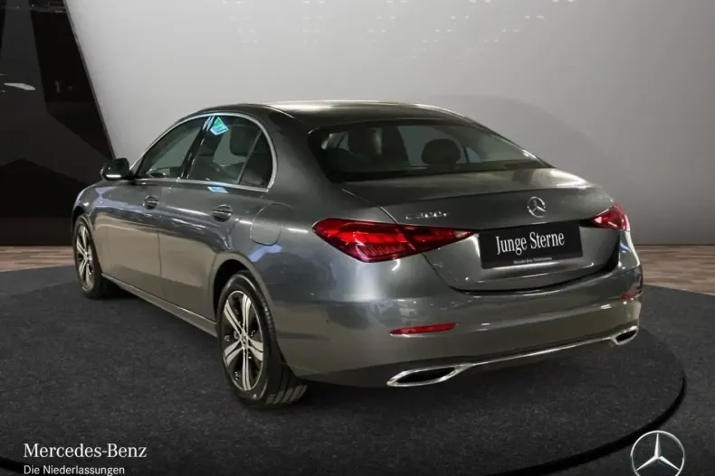 Mercedes-Benz C 300 (Clasa C) din 2025 cu 9.075 km - oferta MER187553 - foto 7