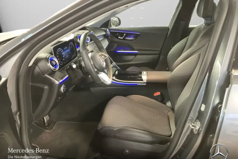 Mercedes-Benz C 300 (Clasa C) din 2025 cu 9.075 km - oferta MER187553 - foto 8