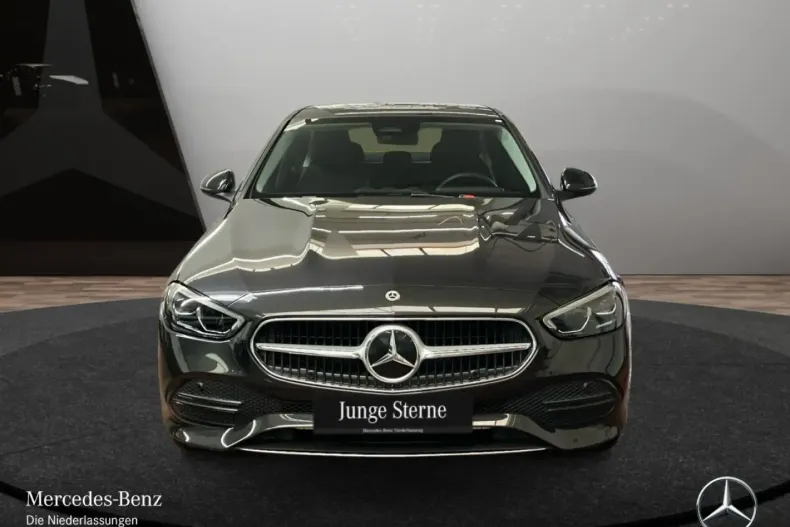 Mercedes-Benz C 300 (Clasa C) din 2025 cu 10.808 km - oferta MER187554 - foto 2