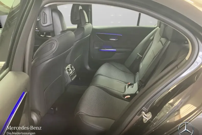 Mercedes-Benz C 300 (Clasa C) din 2025 cu 10.808 km - oferta MER187554 - foto 9