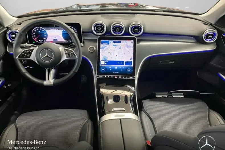 Mercedes-Benz C 300 (Clasa C) din 2025 cu 10.808 km - oferta MER187554 - foto 10