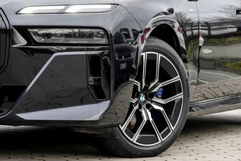 BMW 740 (Seria 7) din 2023 cu 69.649 km - oferta BMW187558 - foto 5