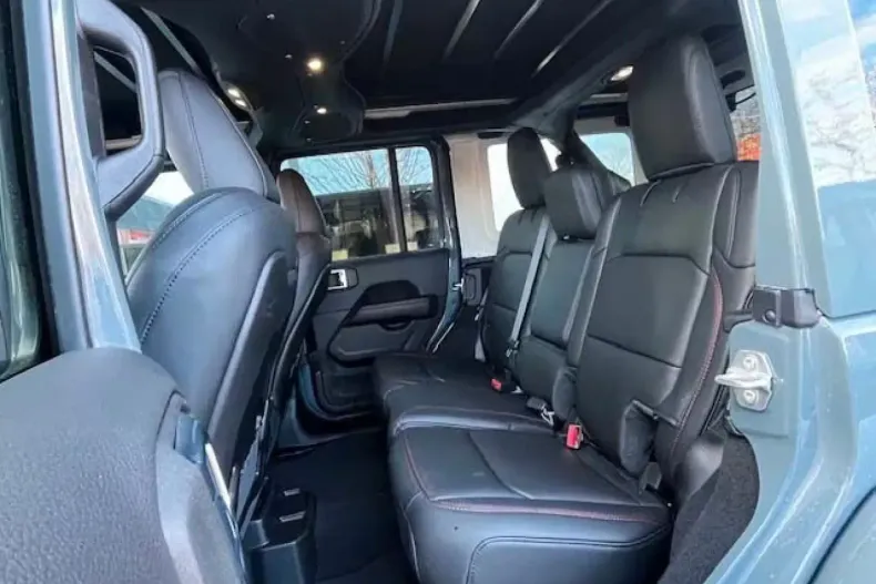 Jeep Wrangler din 2026 cu 10 km - oferta JEE187561 - foto 10