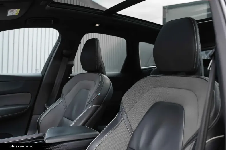 Volvo XC60 din 2023 cu 125.178 km - oferta VOL187567 - foto 21