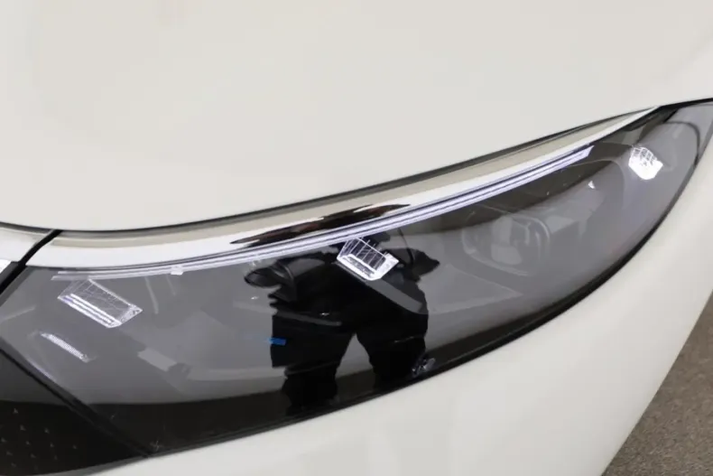 Mercedes-Benz EQS din 2022 cu 73.270 km - oferta MER187569 - foto 19