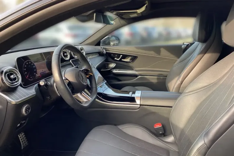 Mercedes-Benz CLE 300 (Clasa CLE) din 2024 cu 11.278 km - oferta MER187570 - foto 7