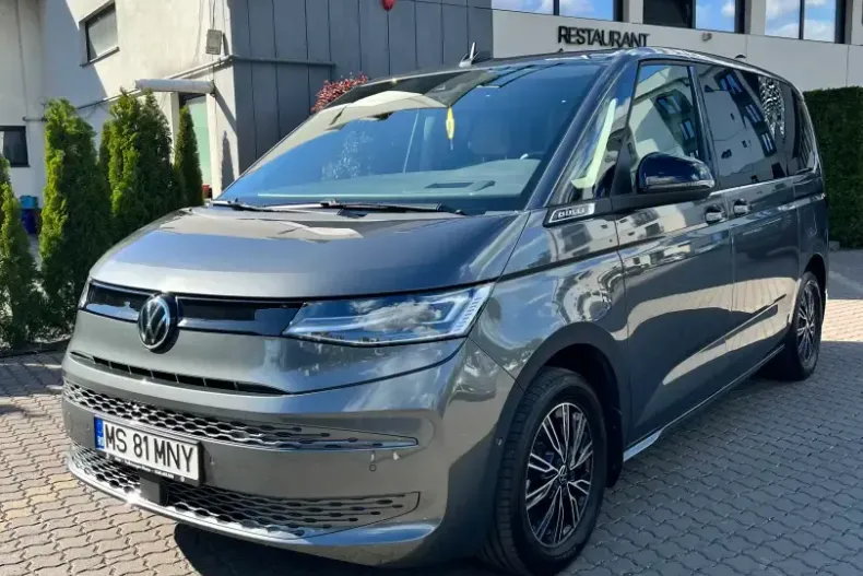 Volkswagen T7 Multivan din 2023 cu 59.000 km - oferta VOL187572 - foto 1