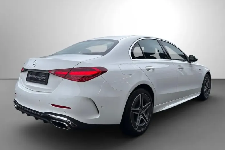 Mercedes-Benz C 300 (Clasa C) din 2025 cu 7.700 km - oferta MER187575 - foto 4