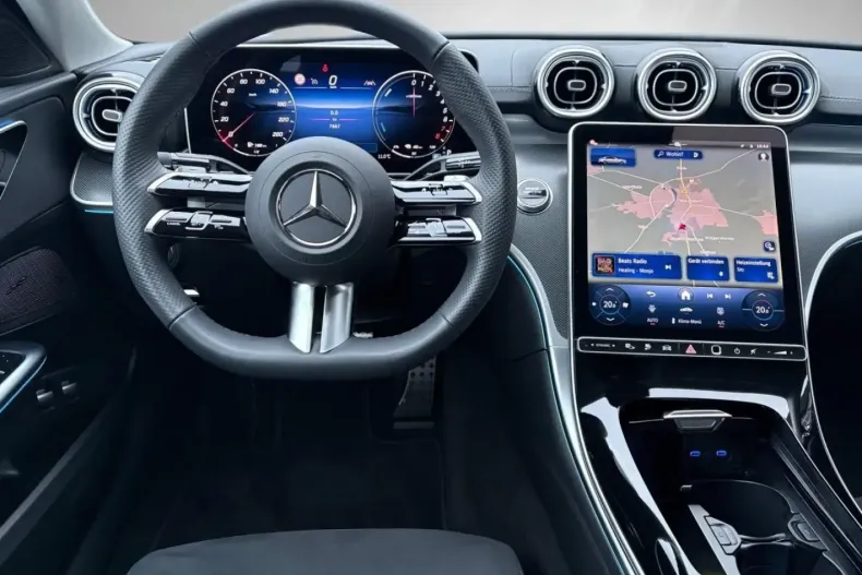 Mercedes-Benz C 300 (Clasa C) din 2025 cu 7.700 km - oferta MER187575 - foto 16