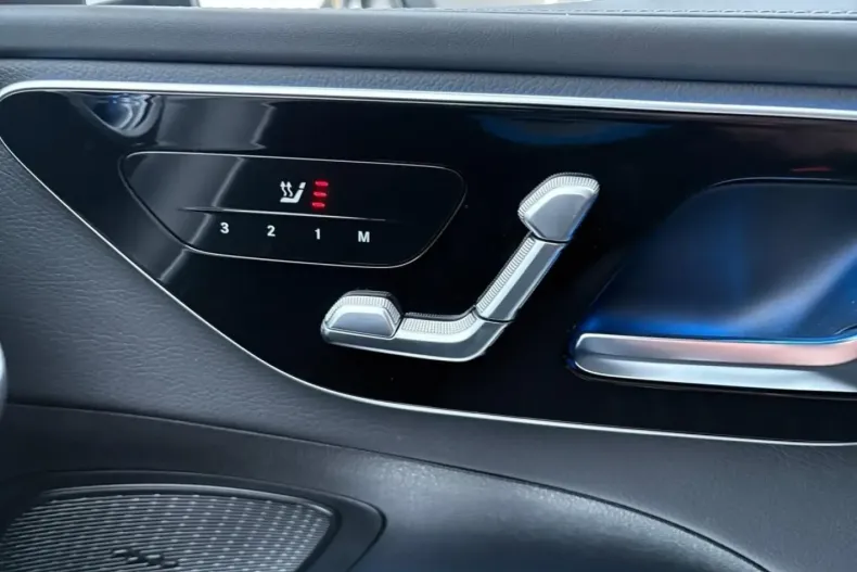 Mercedes-Benz C 300 (Clasa C) din 2025 cu 7.700 km - oferta MER187575 - foto 20