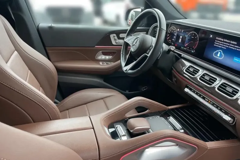 Mercedes-Benz GLE 300 (Clasa GLE) din 2024 cu 28.837 km - oferta MER187579 - foto 8