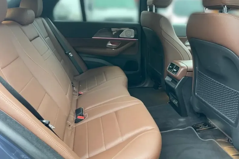 Mercedes-Benz GLE 300 (Clasa GLE) din 2024 cu 28.837 km - oferta MER187579 - foto 12