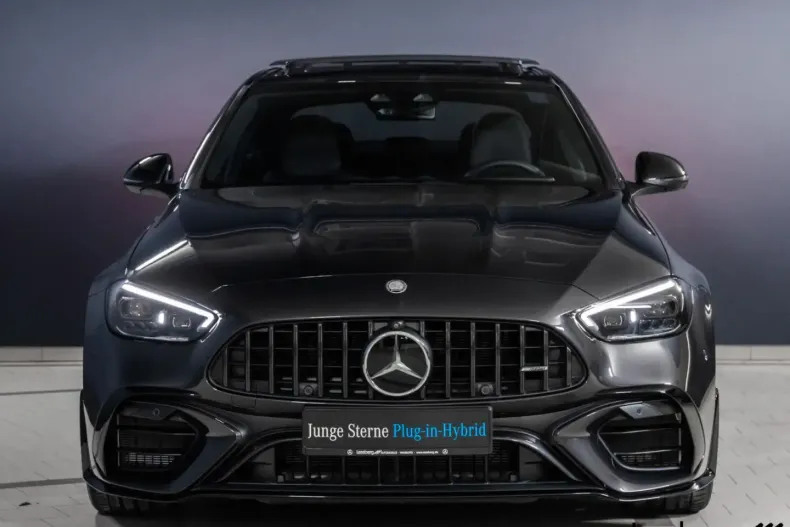 Mercedes-Benz C 63 AMG (Clasa C) din 2025 cu 1.066 km - oferta MER187590 - foto 5