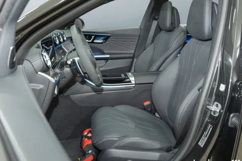 Mercedes-Benz C 63 AMG (Clasa C) din 2025 cu 1.066 km - oferta MER187590 - foto 15