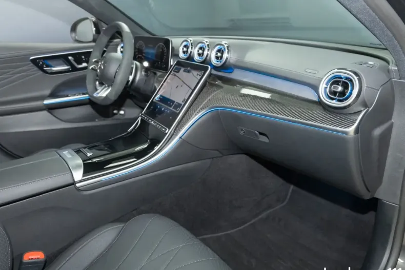 Mercedes-Benz C 63 AMG (Clasa C) din 2025 cu 1.066 km - oferta MER187590 - foto 19