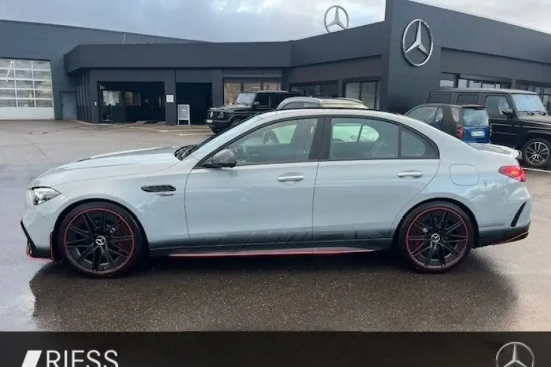 Mercedes-Benz C 63 AMG (Clasa C) din 2025 cu 3.319 km - oferta MER187593 - foto 3