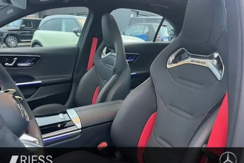 Mercedes-Benz C 63 AMG (Clasa C) din 2025 cu 3.319 km - oferta MER187593 - foto 11