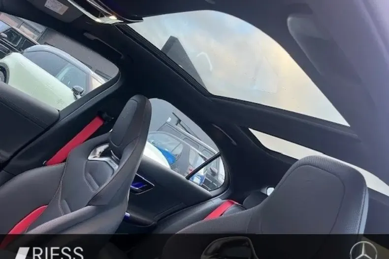 Mercedes-Benz C 63 AMG (Clasa C) din 2025 cu 3.319 km - oferta MER187593 - foto 12