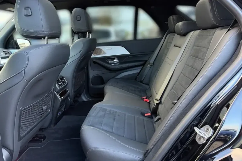 Mercedes-Benz GLE 300 (Clasa GLE) din 2025 cu 13.528 km - oferta MER187605 - foto 8