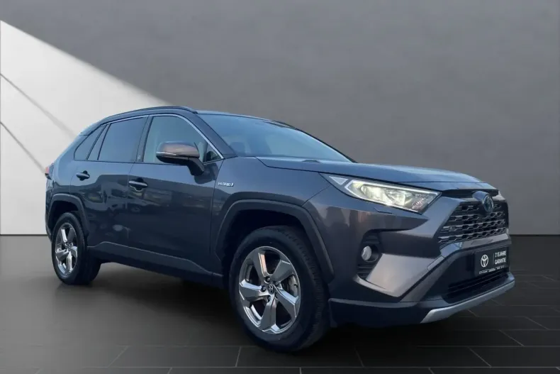 Toyota RAV4 din 2021 cu 67.210 km - oferta TOY187617 - foto 1