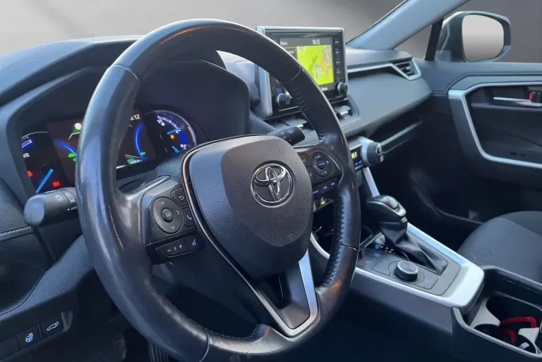 Toyota RAV4 din 2021 cu 67.210 km - oferta TOY187617 - foto 10