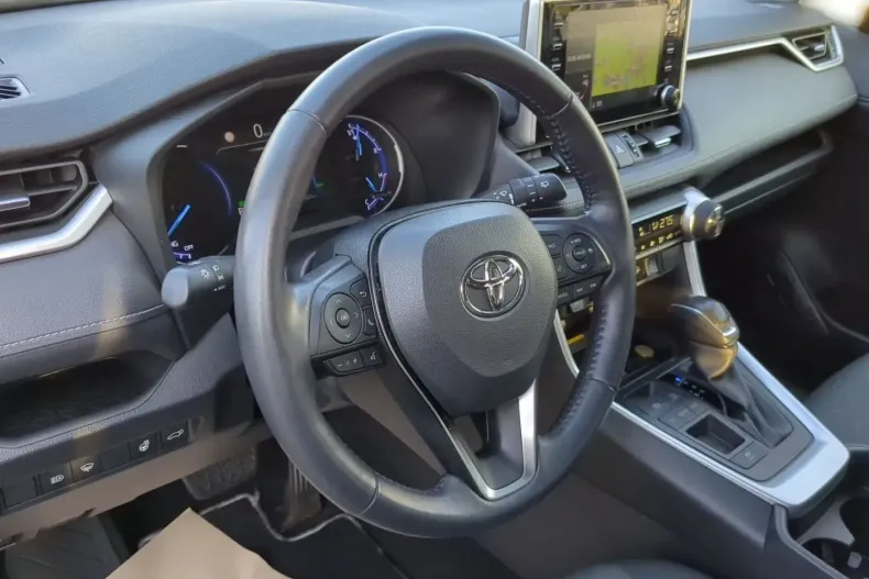 Toyota RAV4 din 2021 cu 55.321 km - oferta TOY187618 - foto 8