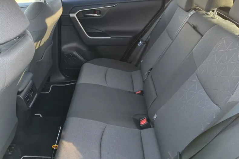 Toyota RAV4 din 2021 cu 55.321 km - oferta TOY187618 - foto 13