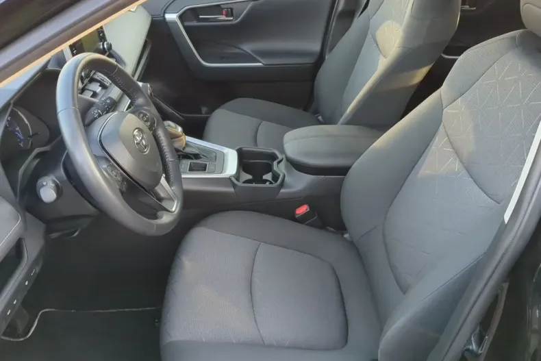 Toyota RAV4 din 2021 cu 55.321 km - oferta TOY187618 - foto 14