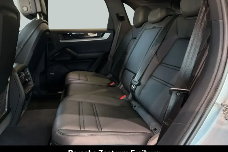 Porsche Cayenne din 2024 cu 24.200 km - oferta POR187621 - foto 13