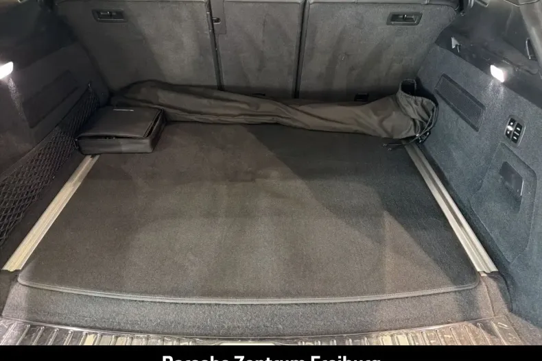 Porsche Cayenne din 2024 cu 24.200 km - oferta POR187621 - foto 29