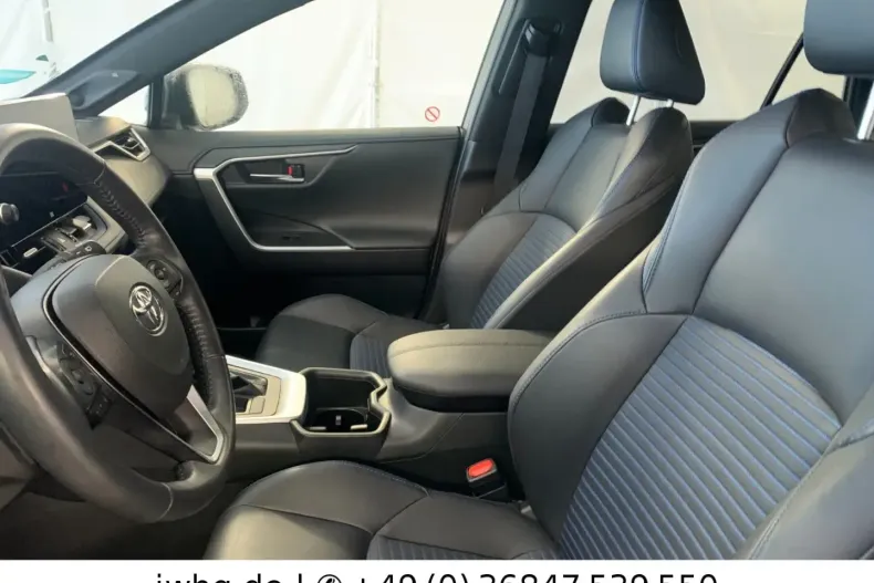Toyota RAV4 din 2024 cu 39.804 km - oferta TOY187622 - foto 8