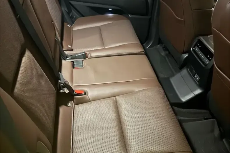 Toyota Land Cruiser din 2024 cu 50 km - oferta TOY187633 - foto 12