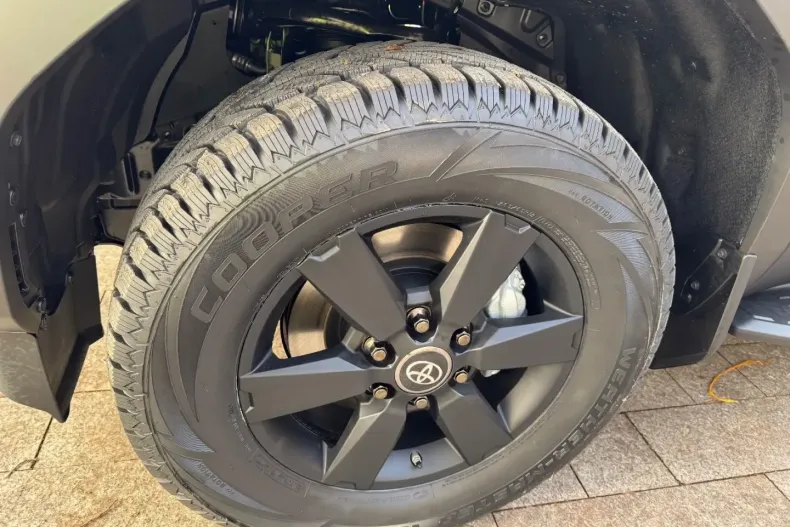 Toyota Land Cruiser din 2024 cu 50 km - oferta TOY187633 - foto 30