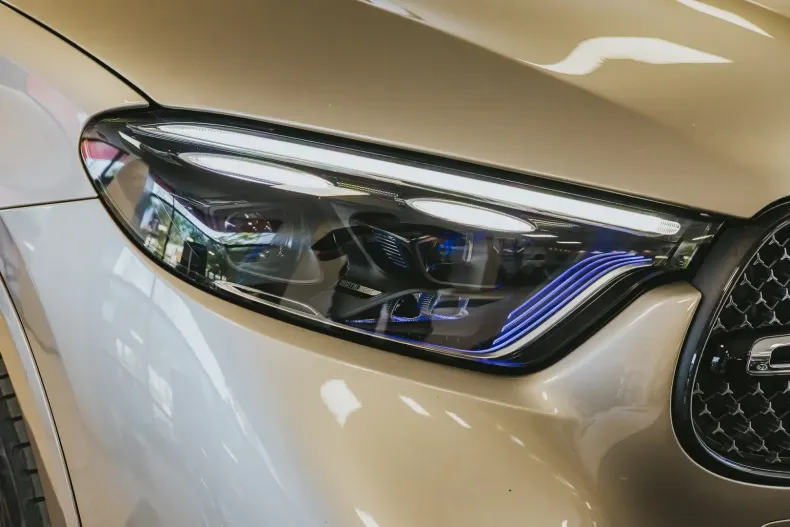 Mercedes-Benz GLC 300 (Clasa GLC) din 2023 cu 55.500 km - oferta MER187636 - foto 4