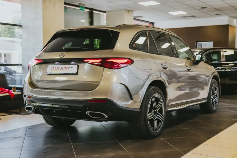 Mercedes-Benz GLC 300 (Clasa GLC) din 2023 cu 55.500 km - oferta MER187636 - foto 8