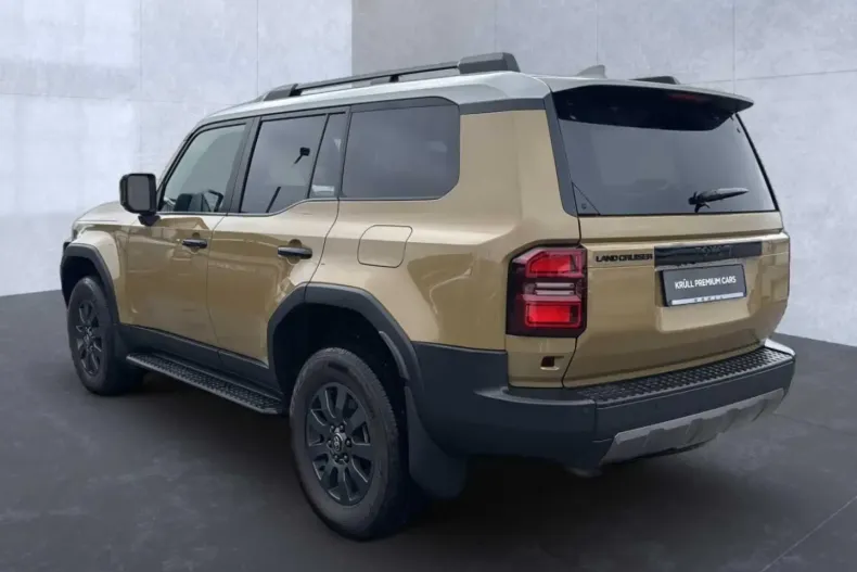 Toyota Land Cruiser din 2024 cu 8.000 km - oferta TOY187638 - foto 5