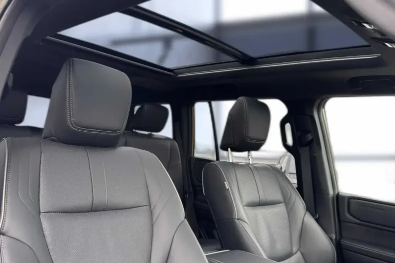 Toyota Land Cruiser din 2024 cu 8.000 km - oferta TOY187638 - foto 15