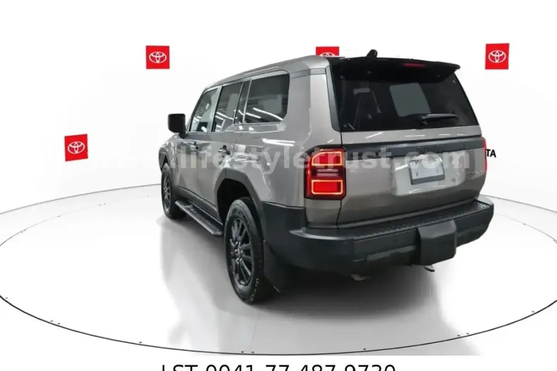 Toyota Land Cruiser din 2024 cu 24.820 km - oferta TOY187640 - foto 6